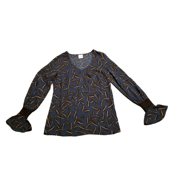 Cabi XS Blue SHADOW LEAF Blouse Top Long Flared Sleeve 3763 - Picture 2 of 7